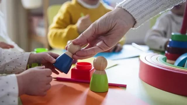 Kiedy posłać dziecko do żłobka, aby uniknąć problemów emocjonalnych? Kiedy posłać dziecko do żłobka, aby uniknąć problemów emocjonalnych?